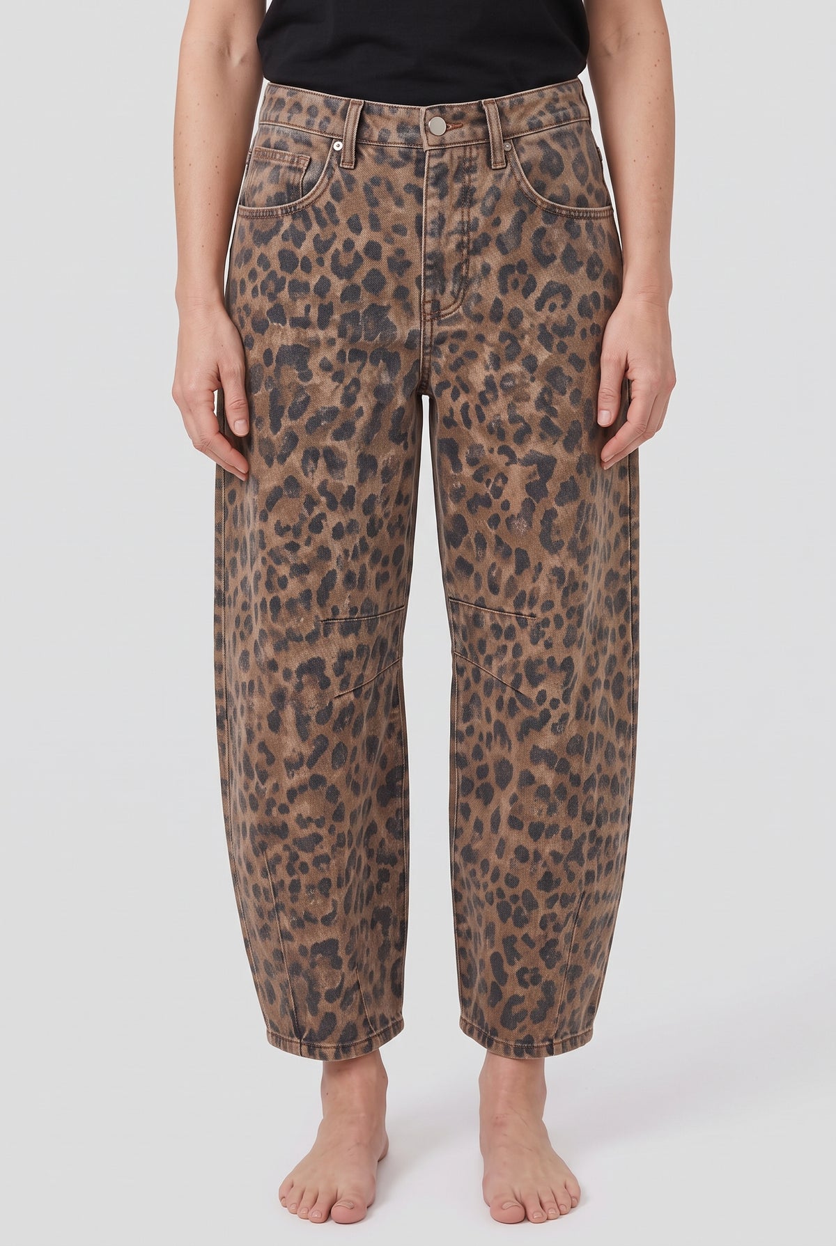 Women's Barrel Jeans | Curved Leg with Mid Waist - Leopard lower