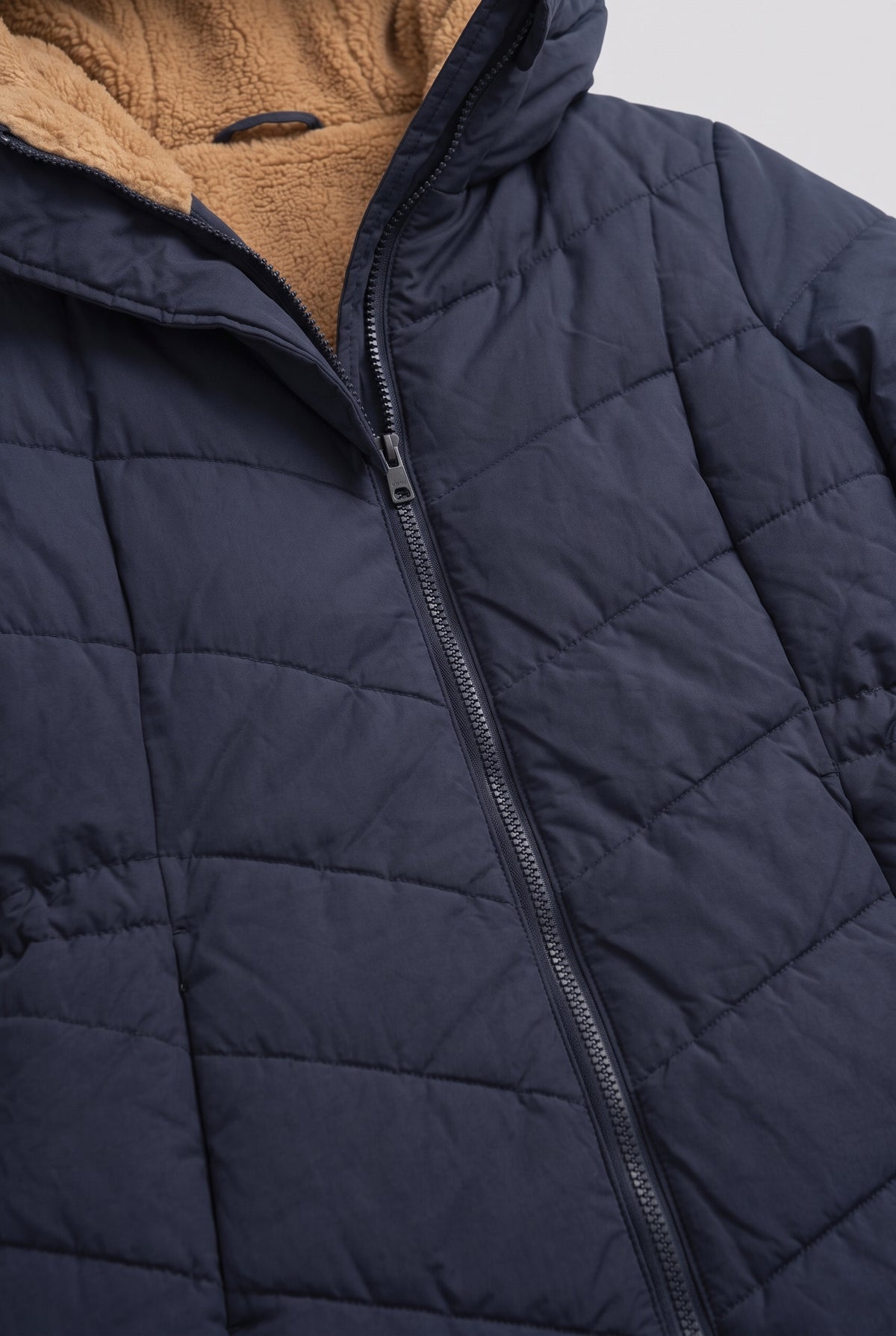 Women's Puffer Coat | Longline Hooded Chevron Quilted - Navy detail