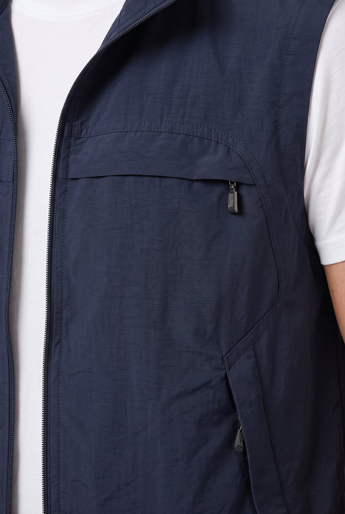 Men's Jacket | Sleeveless Gilet with Chest Pocket - Navy detail