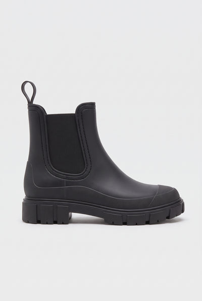 Women's Chelsea Boots | Wellington Style with Chunky Lug Sole - Black