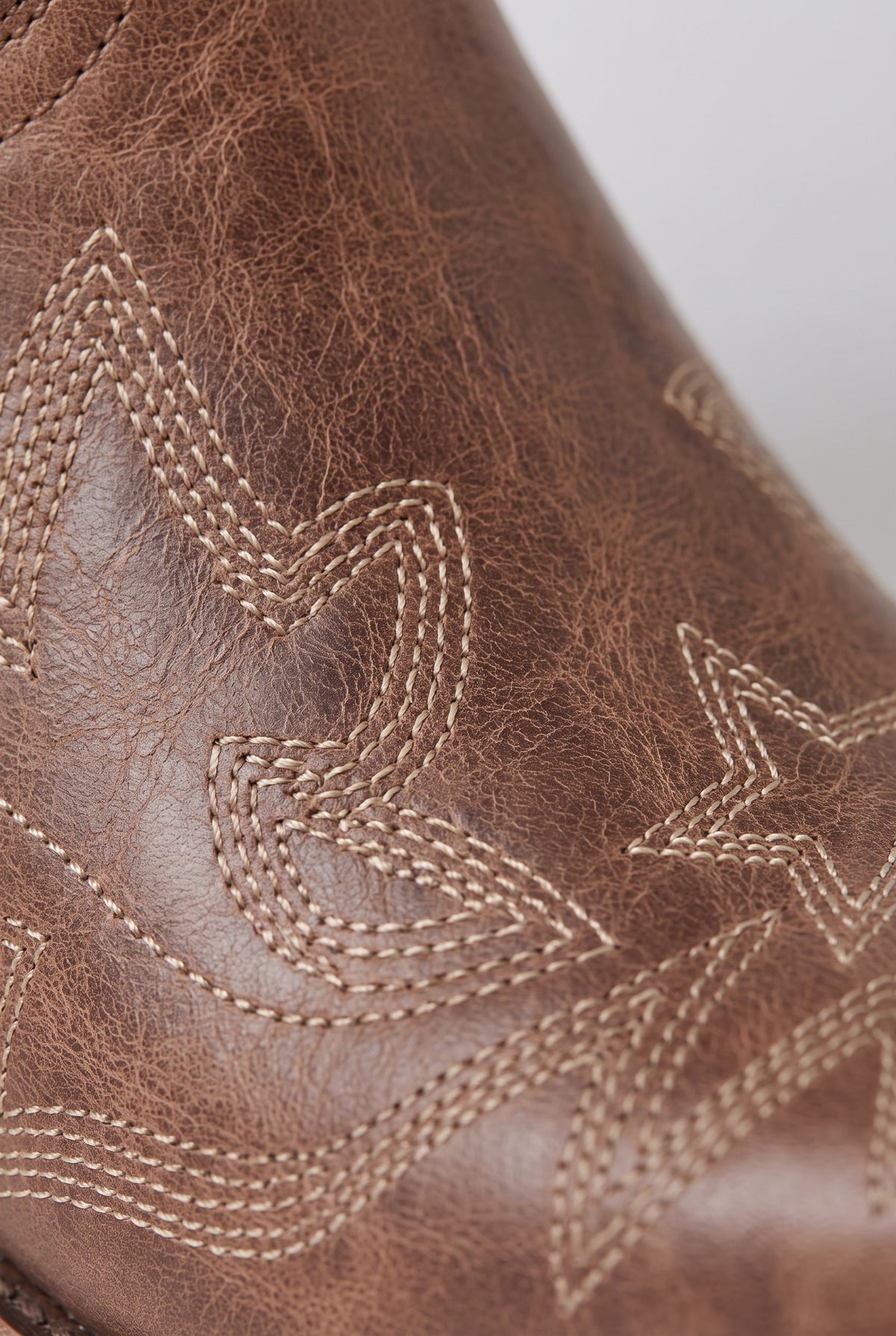 Women's Cowboy Boots | Embroidered Pointed Toe - Brown detail